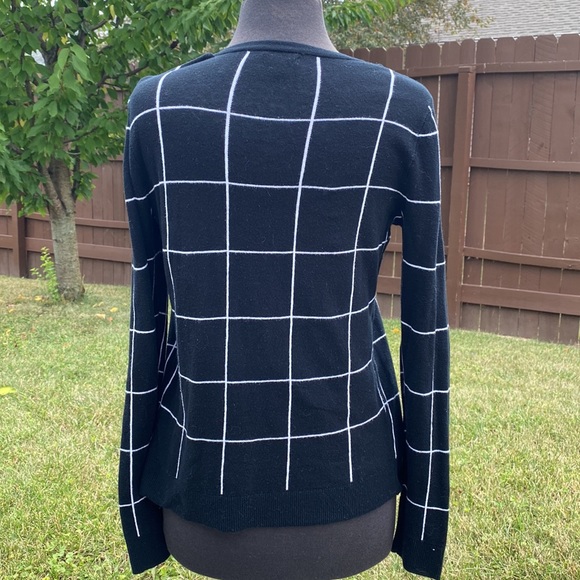 Black stripe cardigan - Picture 2 of 3